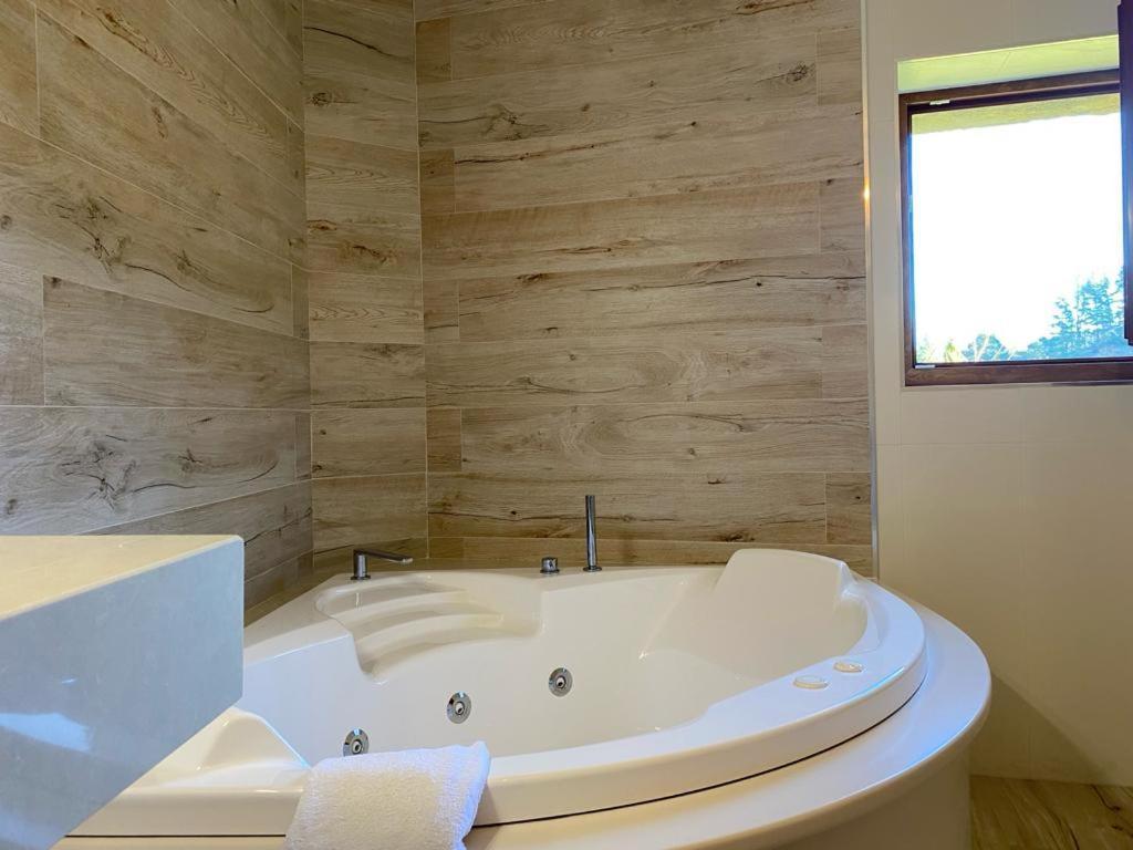 Picos De Europa Suites And Rooms Turieno المظهر الخارجي الصورة