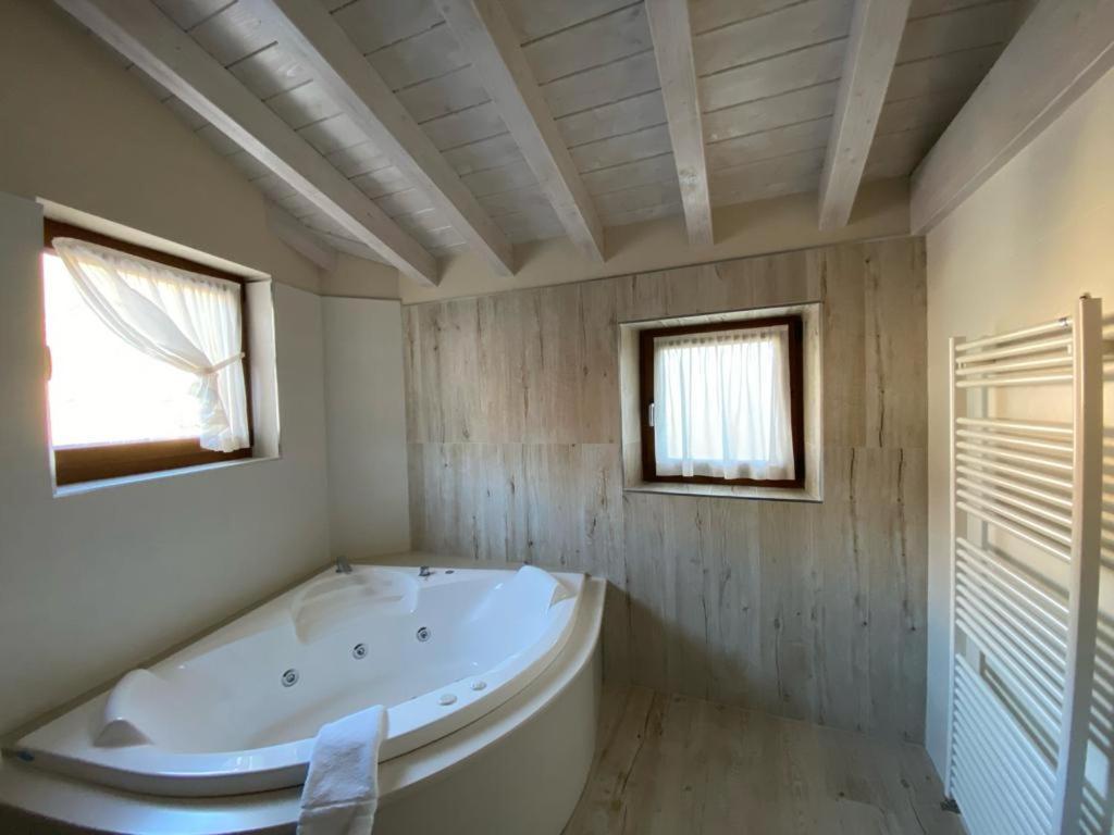 Picos De Europa Suites And Rooms Turieno المظهر الخارجي الصورة