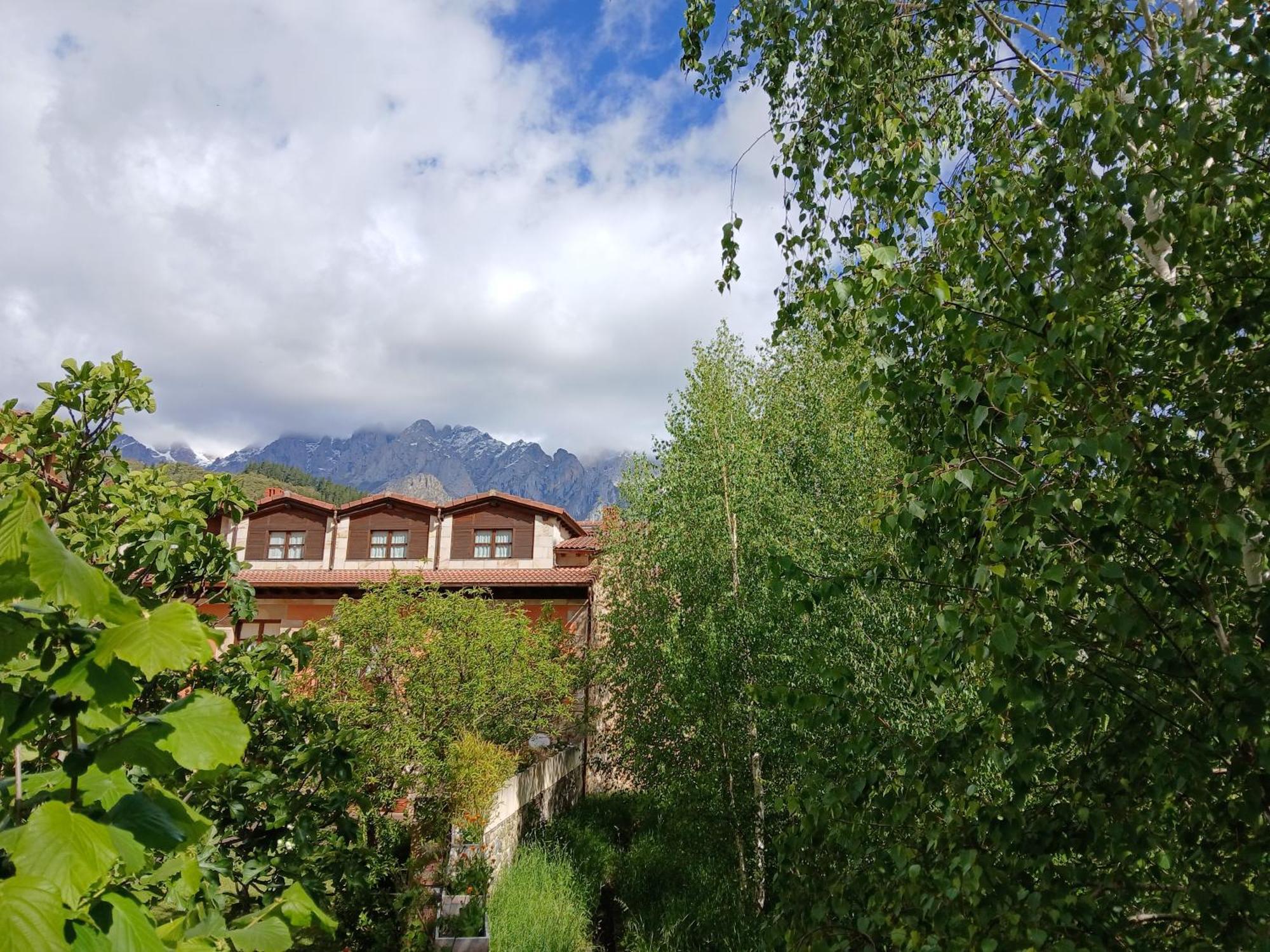 Picos De Europa Suites And Rooms Turieno المظهر الخارجي الصورة